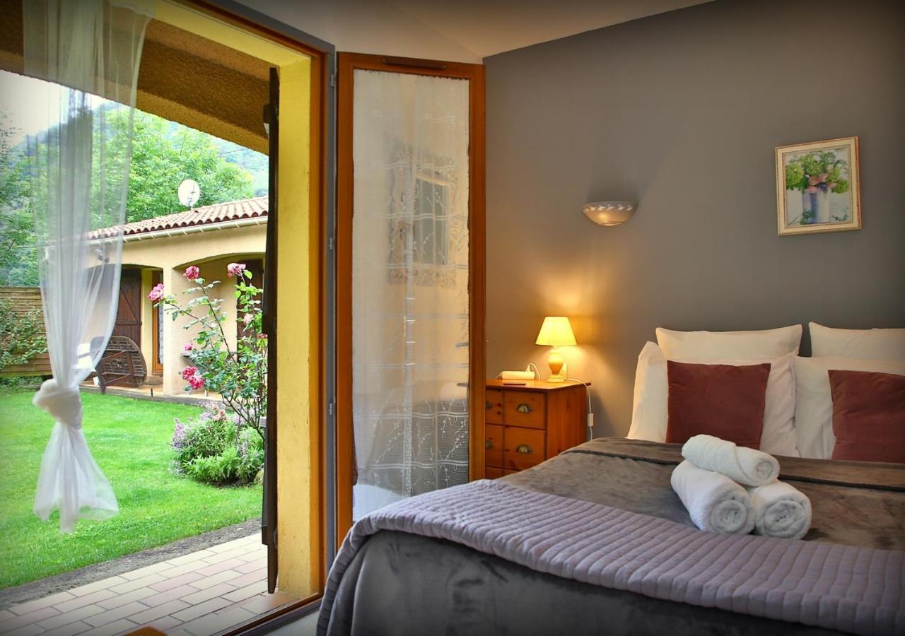 Beau Vallon - Gîte et Chambres d'Hôtes Pyrénées-Méditerranée - Pays Catalan Sahorre Exterior foto